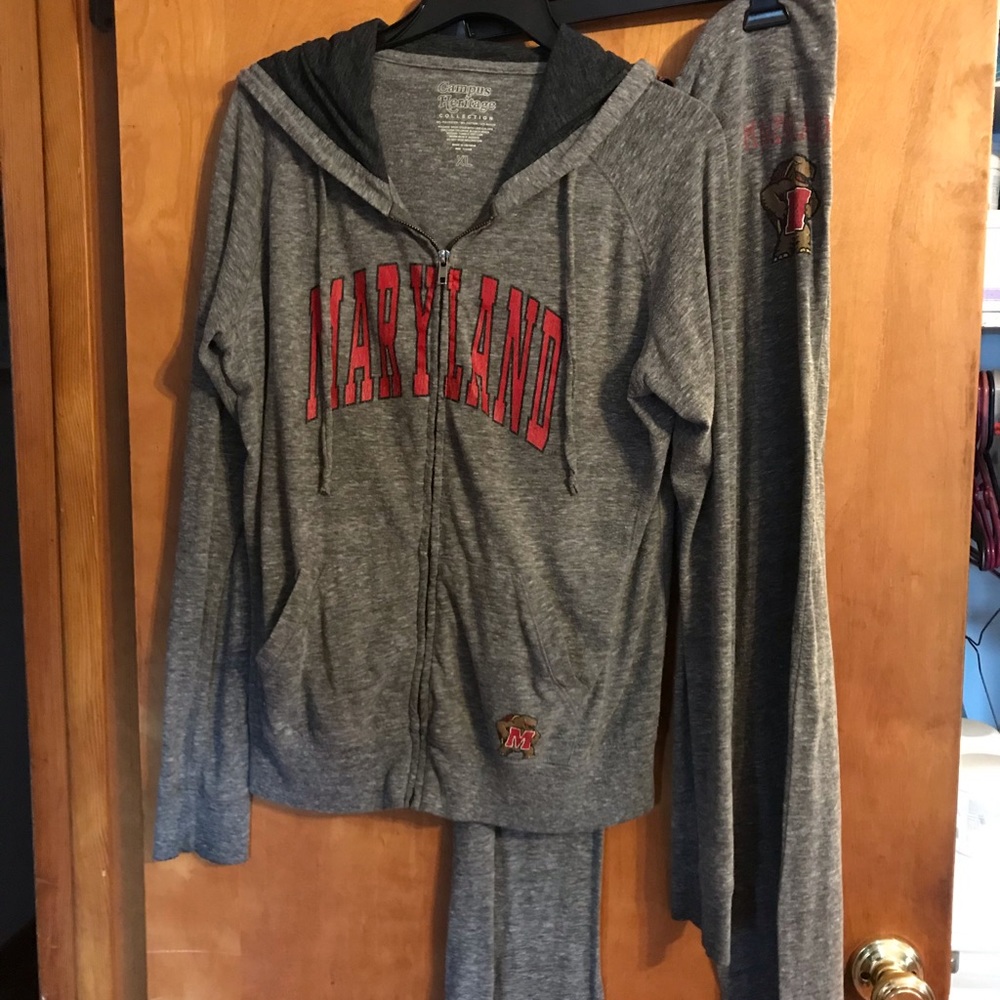 U of Maryland Terrapins Bundle Of 4 Sweats